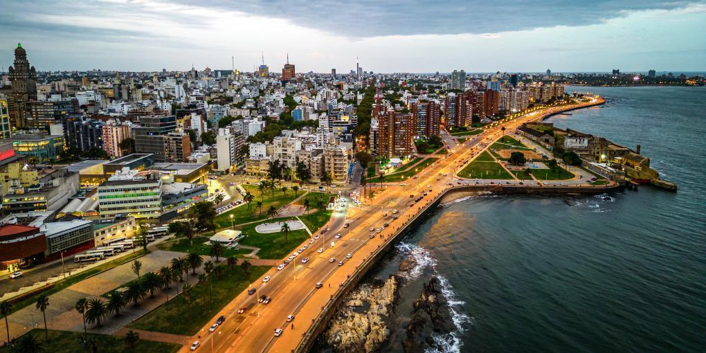 Montevideo, Uruguay skyline