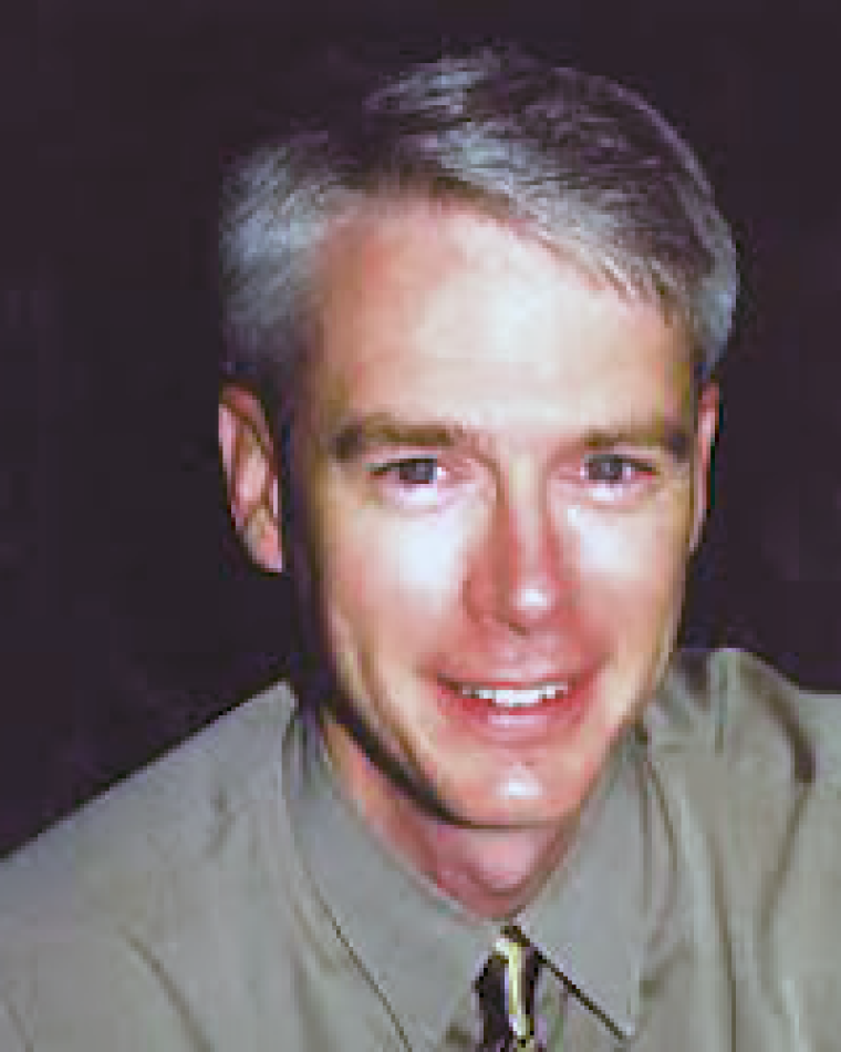 Kim Fowler headshot