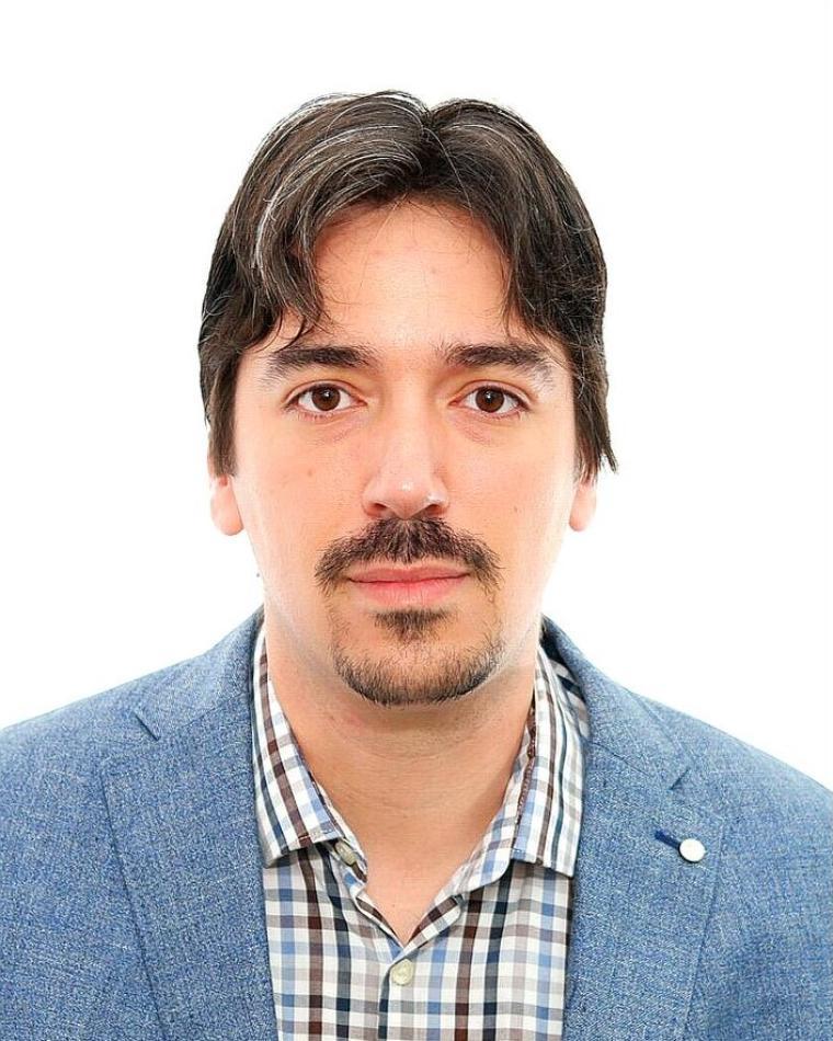 Marco A. Azpurua Headshot