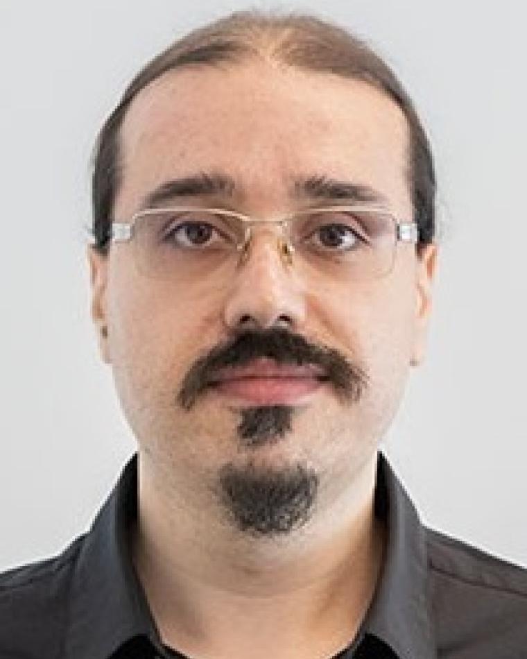 Thiago Destri Cabral headshot
