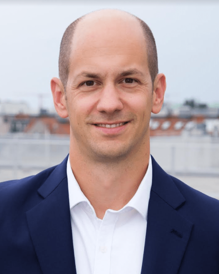  Ernst Karl Csencsics photo