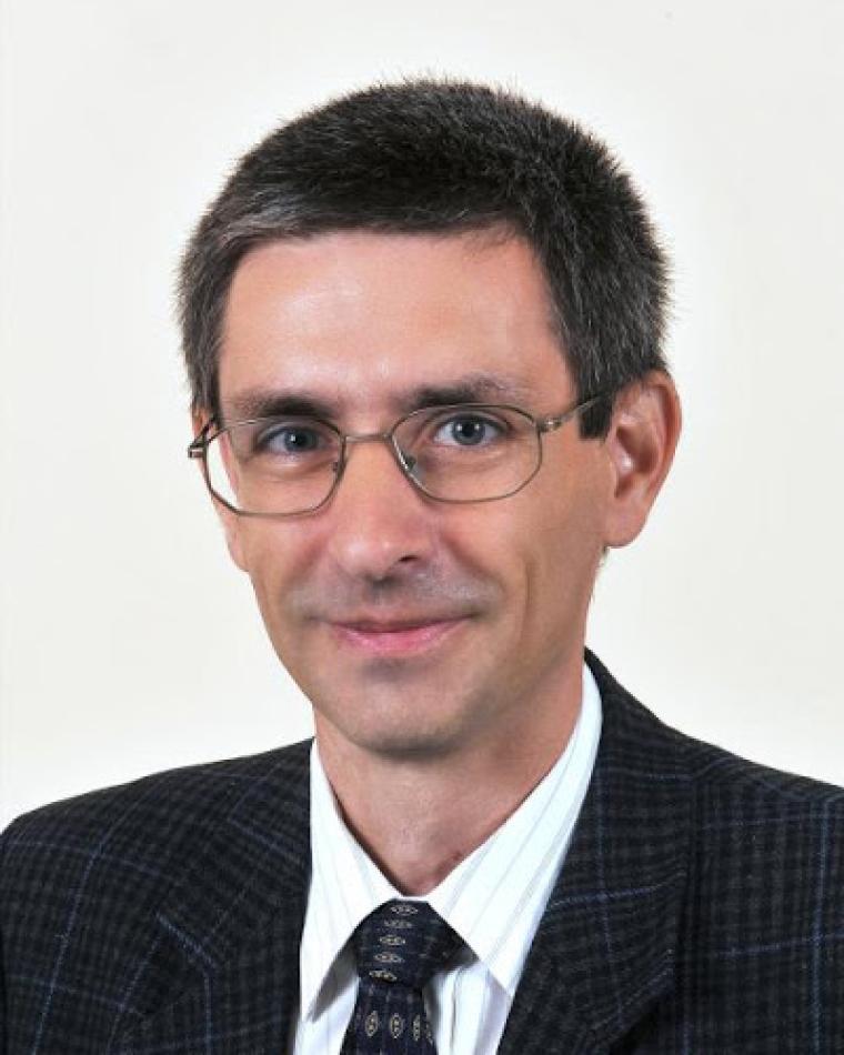Tamás Dabóczi headshot