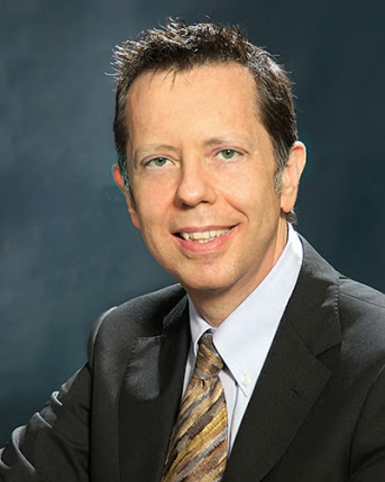 Vincenzo Piuri headshot