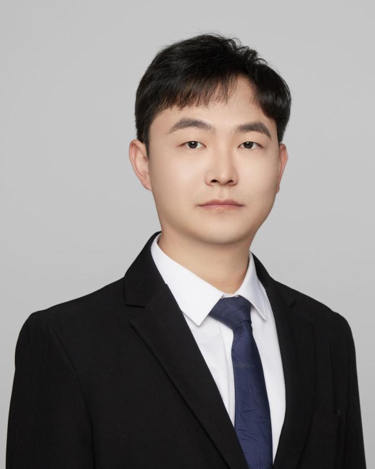 Ke Feng headshot