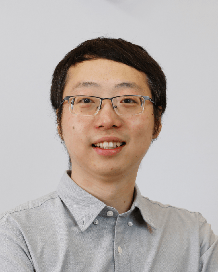 Hongrui Wang headshot