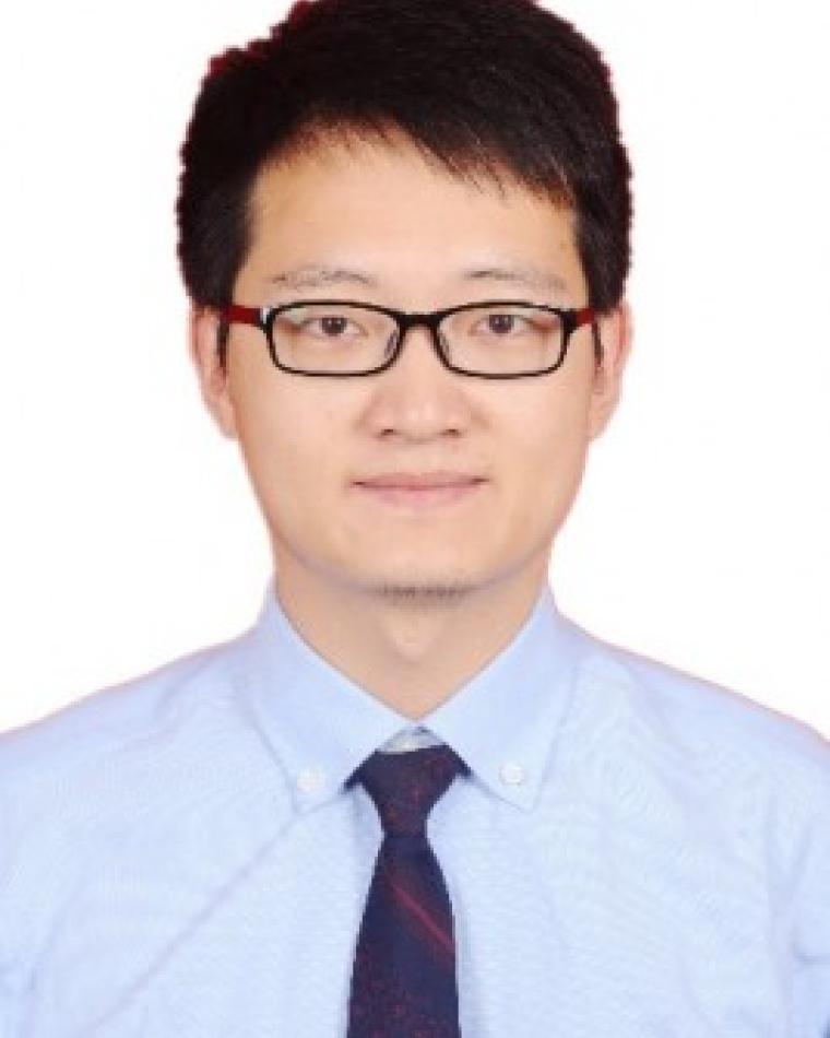 Lei Zhang Headshot