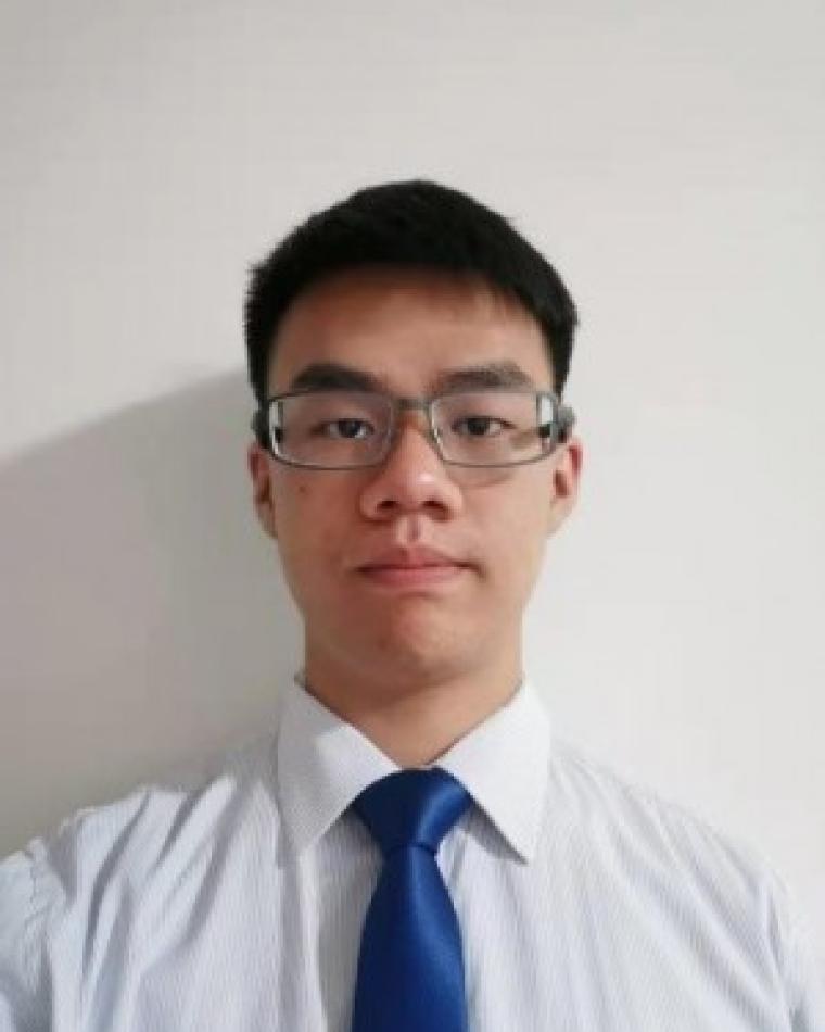 Michael Hong lam Chu Headshot