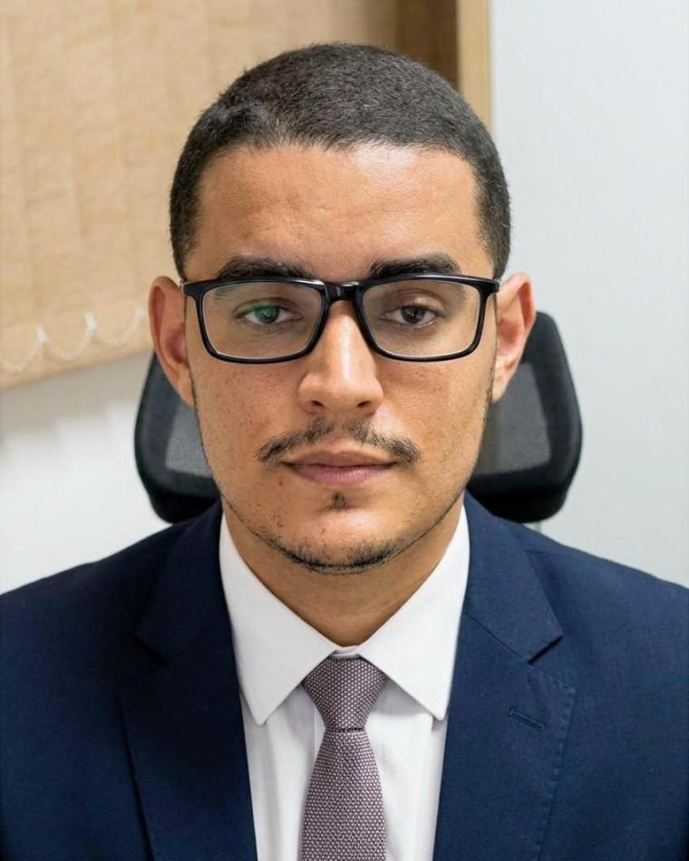 Pedro Oliveira headshot