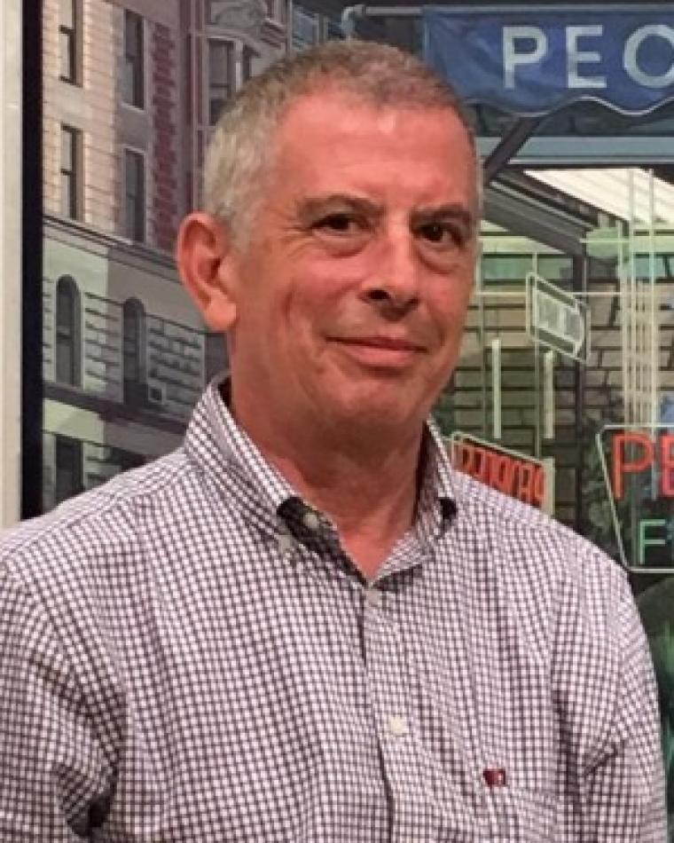 Roberto S. Murphy Headshot