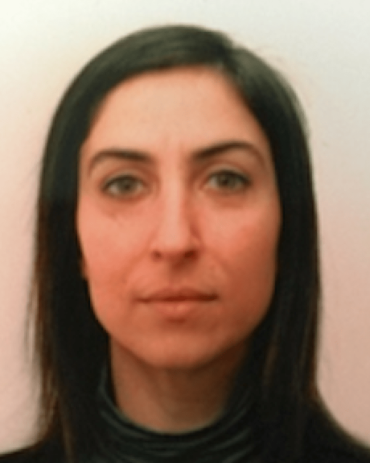 Sara Sulis headshot