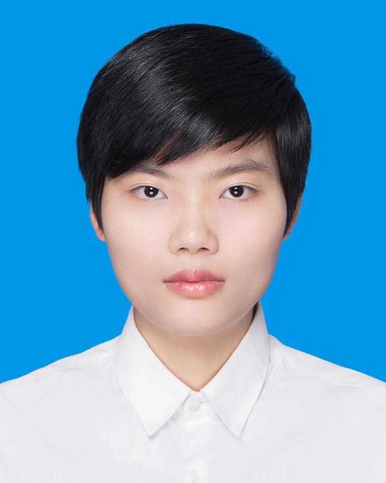 Tongtong Yan headshot