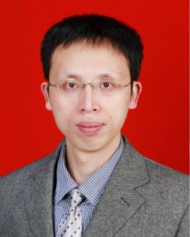 Xuefeng Chen Headshot