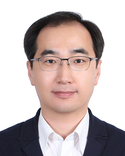Jae-Ho Han Headshot