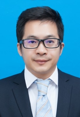 Dong Wang Headshot