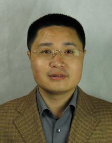 Weiwen Liu Headshot
